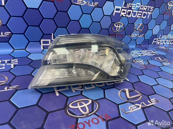 LED фонарь задний правый Toyota Camry XV70