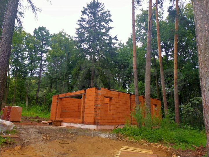 Коттедж 185 м² на участке 7 сот.