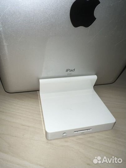 Док-станция iPad