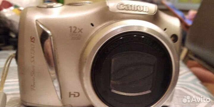 Компактный фотоаппарат canon