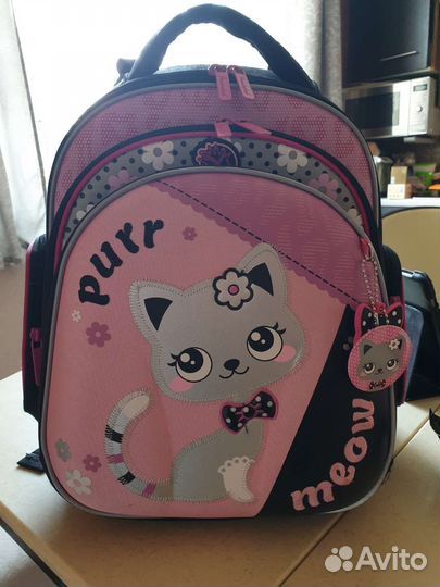 Рюкзак для девочки школьный Hummingbird