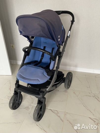 Коляска прогулочная
