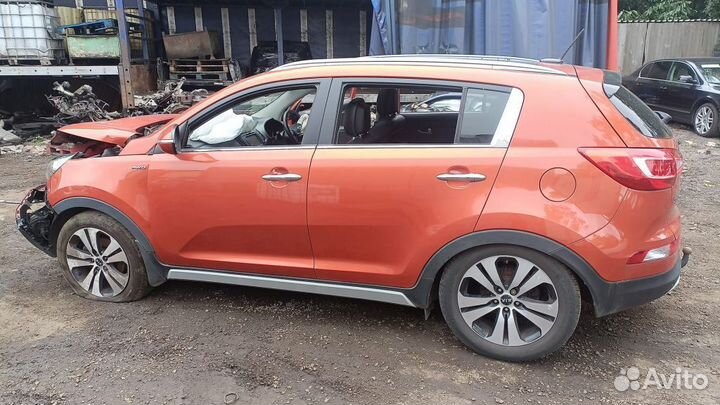 В разборе Kia Sportage 3 МКПП 4WD D4HA 2.0 Дизель