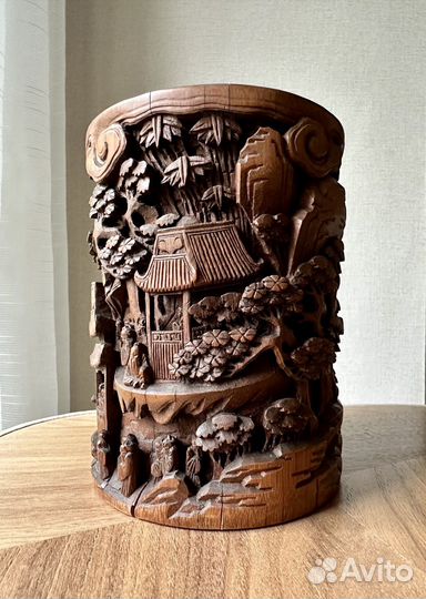 Горшок для кистей