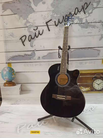 Акустическая гитара