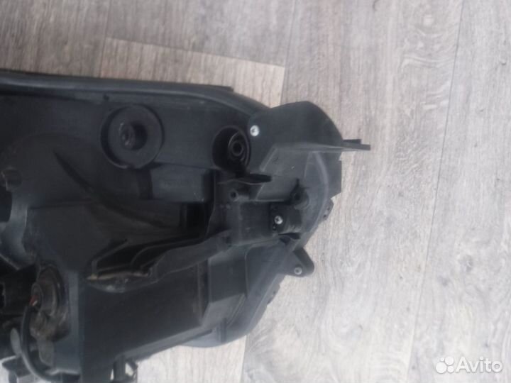 Фара левая №371 Toyota RAV4 (XA45) 2019