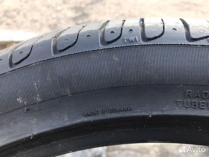 Pirelli Cinturato P7 235/40 R18