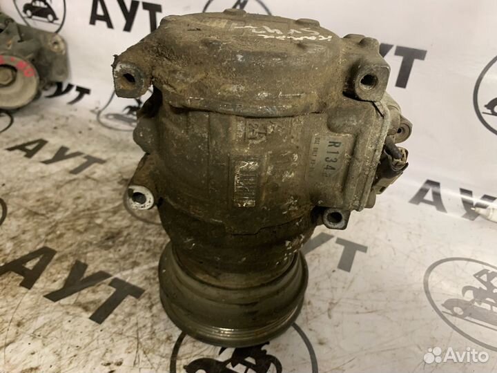 Компрессор кондиционера Тойота Камри хв40