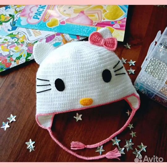 Комплект для девочки, шапочка + манишка