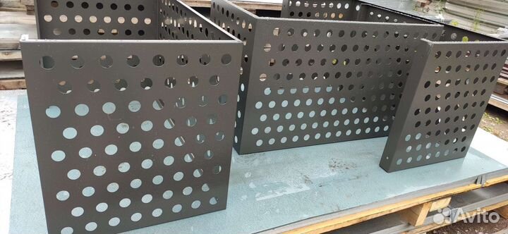 Корзина для кондиционера на фасад