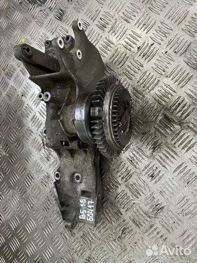 Кронштейн генератора + термомуфта VW Passat B5