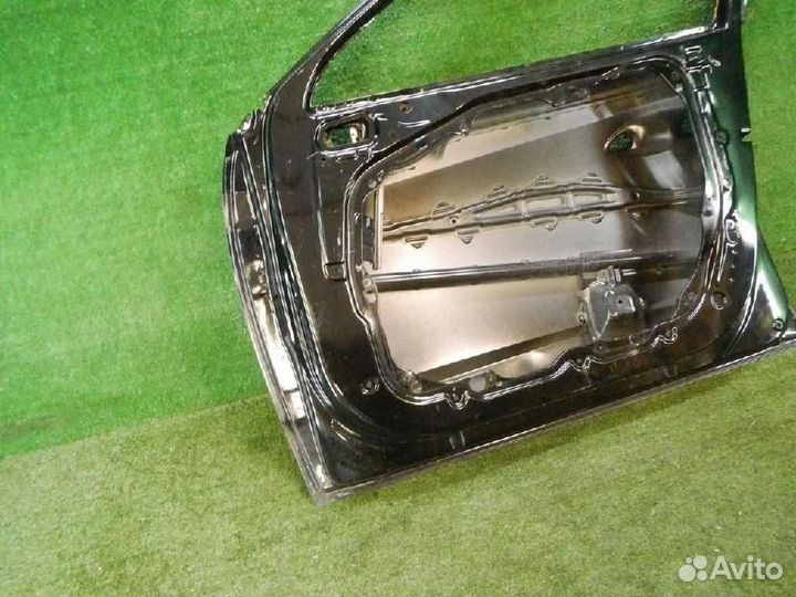 Дверь передняя правая Hyundai Sonata