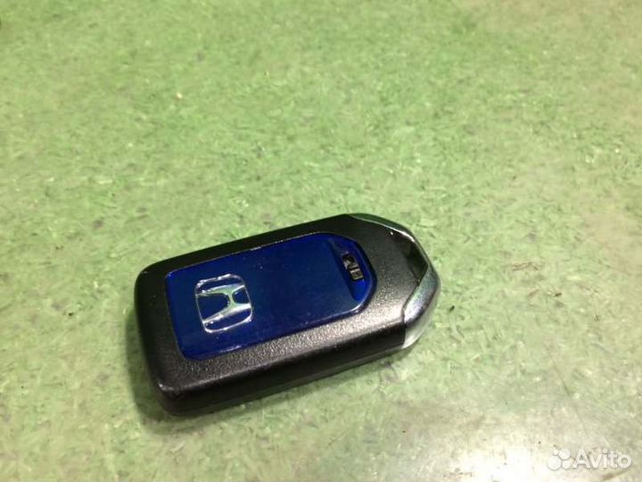 Ключ зажигания Honda Shuttle GP8 2016