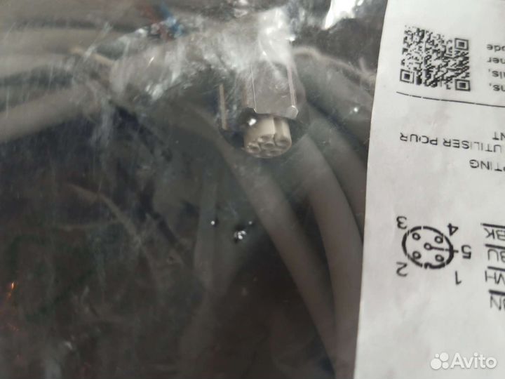 Кабель соеденительный ifm EVF 486 и sick m12