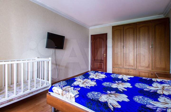 2-к. квартира, 75 м², 5/10 эт.