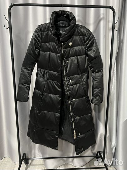 Пальто пуховик женский Guess. Оригинал