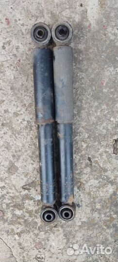 Продам задние амортизаторы Фольксваген Т5