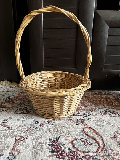 Корзина плетеная