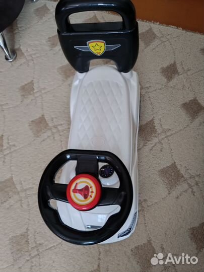 Машинка-каталка толокар новый