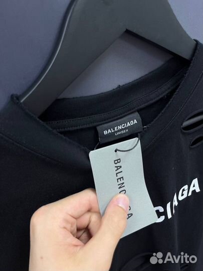 Balenciaga футболка рваная стильная (new 2024)