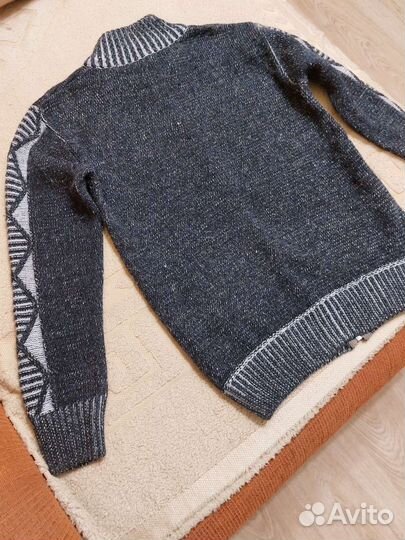 Джемпер на мальчика 12-13лет
