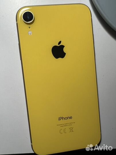 Телефон iPhone xr