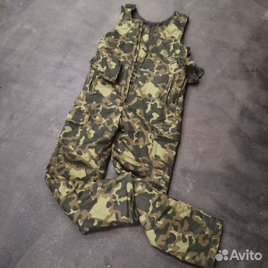Полукомбинезон зимний.Брюки зимние
