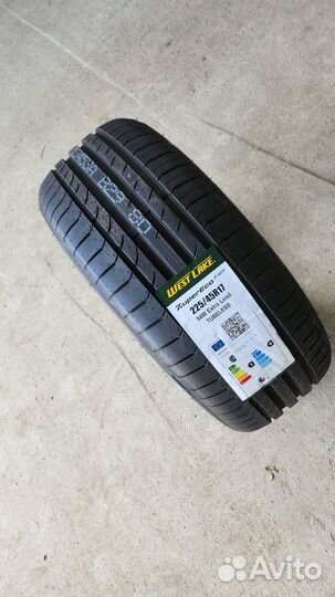 Westlake Zuper Eco Z-107 225/45 R17 94W