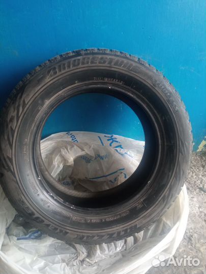 Bridgestone Blizzak Revo GZ 215/60 R16