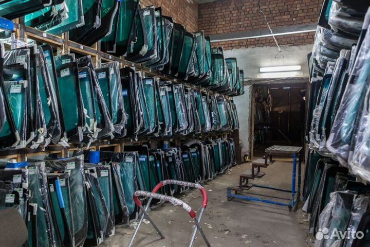 Лобовое стекло ремонт или замена