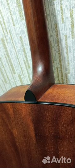 Акустическая гитара