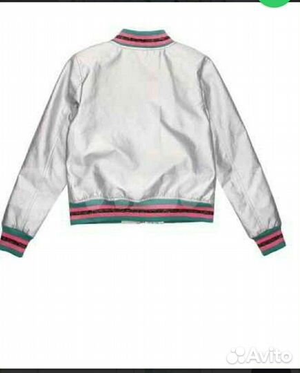 Ветровка для девочки