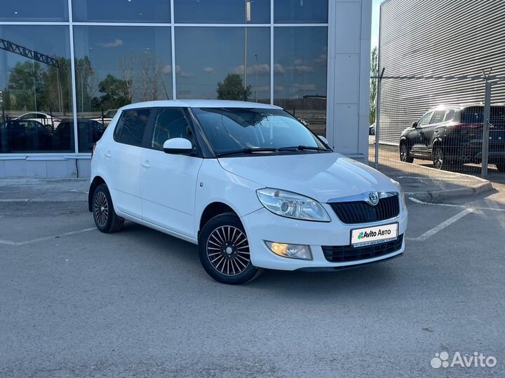 Skoda Fabia 1.6 AT, 2011, 112 935 км