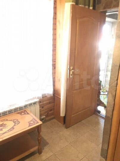 Комната 12 м² в 7-к., 1/2 эт.