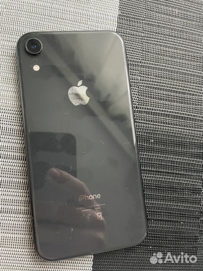 Телефон iPhone xr