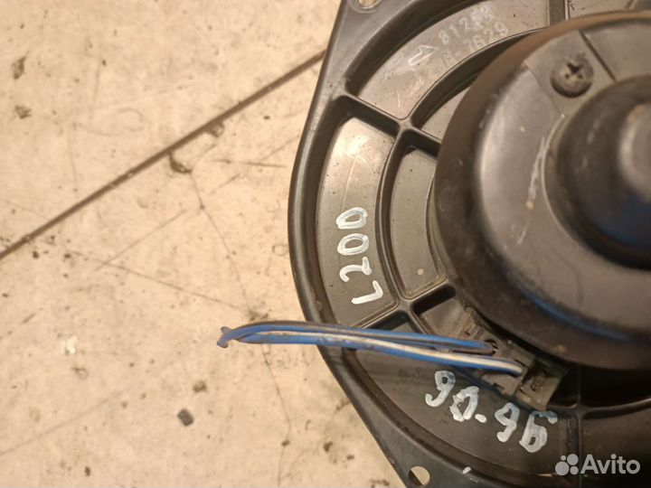 Моторчик печки Mitsubishi L200