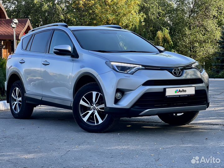 Toyota RAV4, 2017