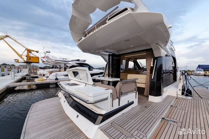 Яхта Galeon 400FLY 2021