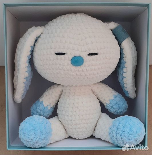 Зайка из плюшевой пряжи Moshi