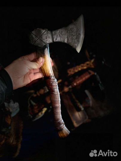 Топор кованый ручной работы