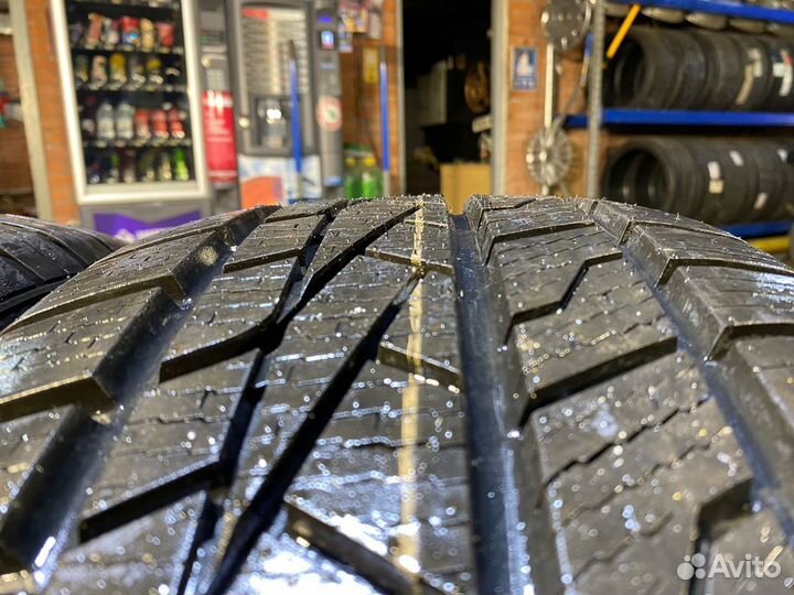 Tyfoon All Season 5 255/55 R18 109V