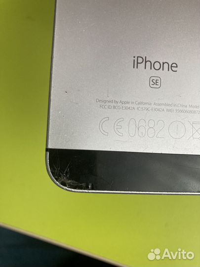 iPhone SE, 16 ГБ