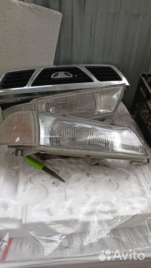 Передняя правая фара