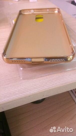 Продается новая задняя крышка (кейс) для Xiaomi Re