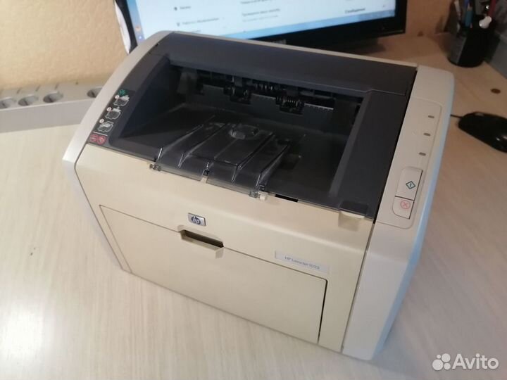 Принтер hp Laser Jet 1022