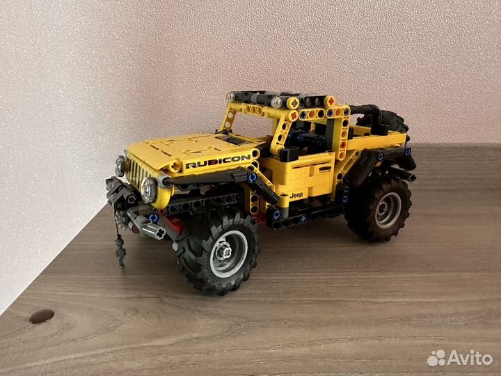 Конструктор lego Technic Jeep Wrangler, 42122