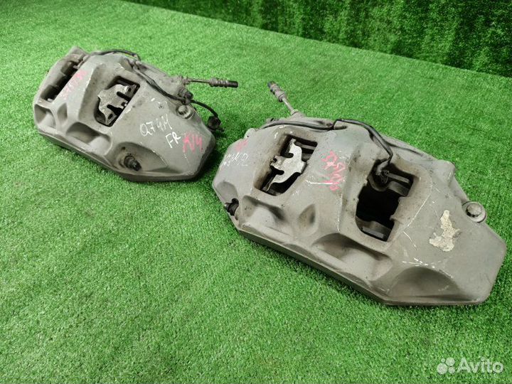 Суппорт тормозной передний (комплект) Audi Q7 4M