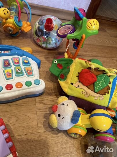 Развивающие игрушки пакетом