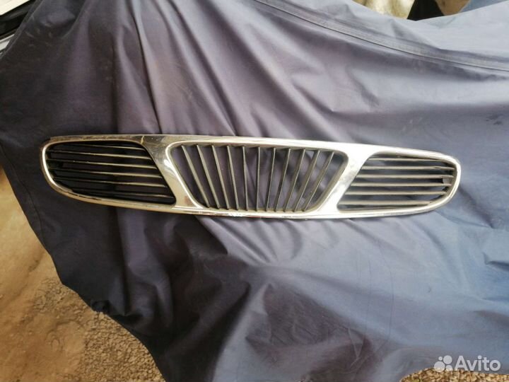 Решетка радиатора nubira