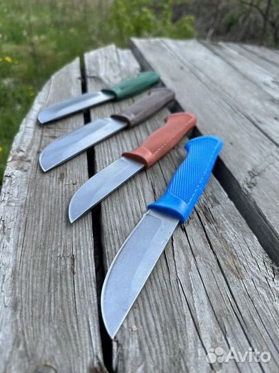 Рабочий нож ручной работы